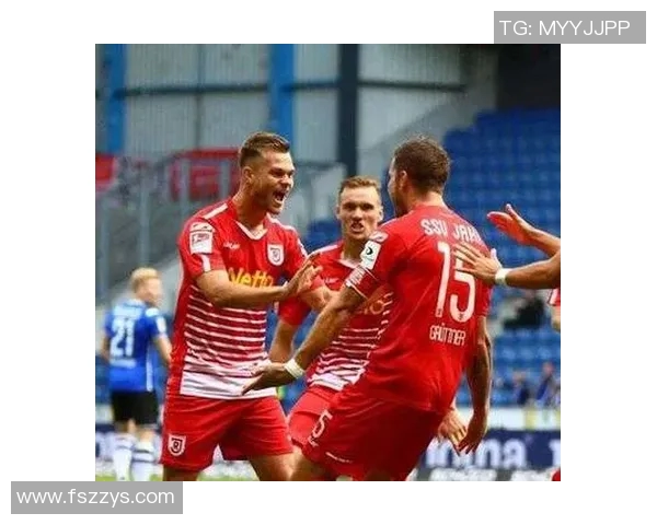 沙尔克04客场狂胜，彻底压垮弗赛堡，展现强大实力